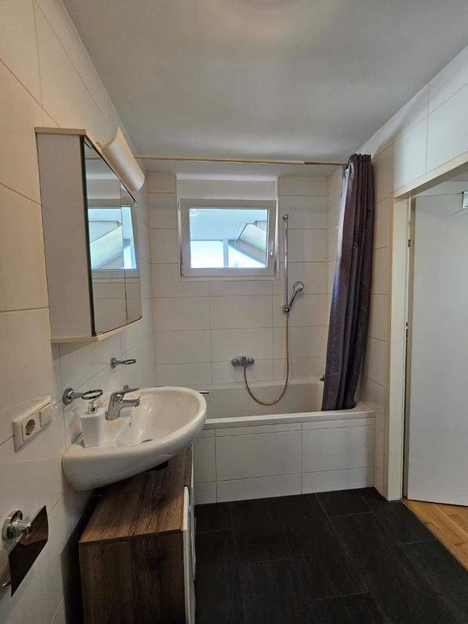 Stylish Apartment In Innsbruck + 1 Parking Spot Esterno foto
